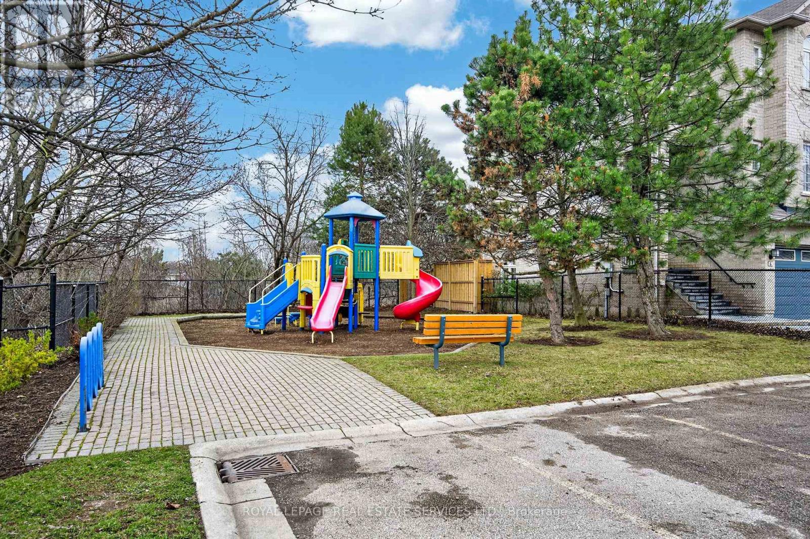 4 - 5090 Fairview Street, Burlington, Ontario  L7L 7H5 - Photo 27 - W12815680