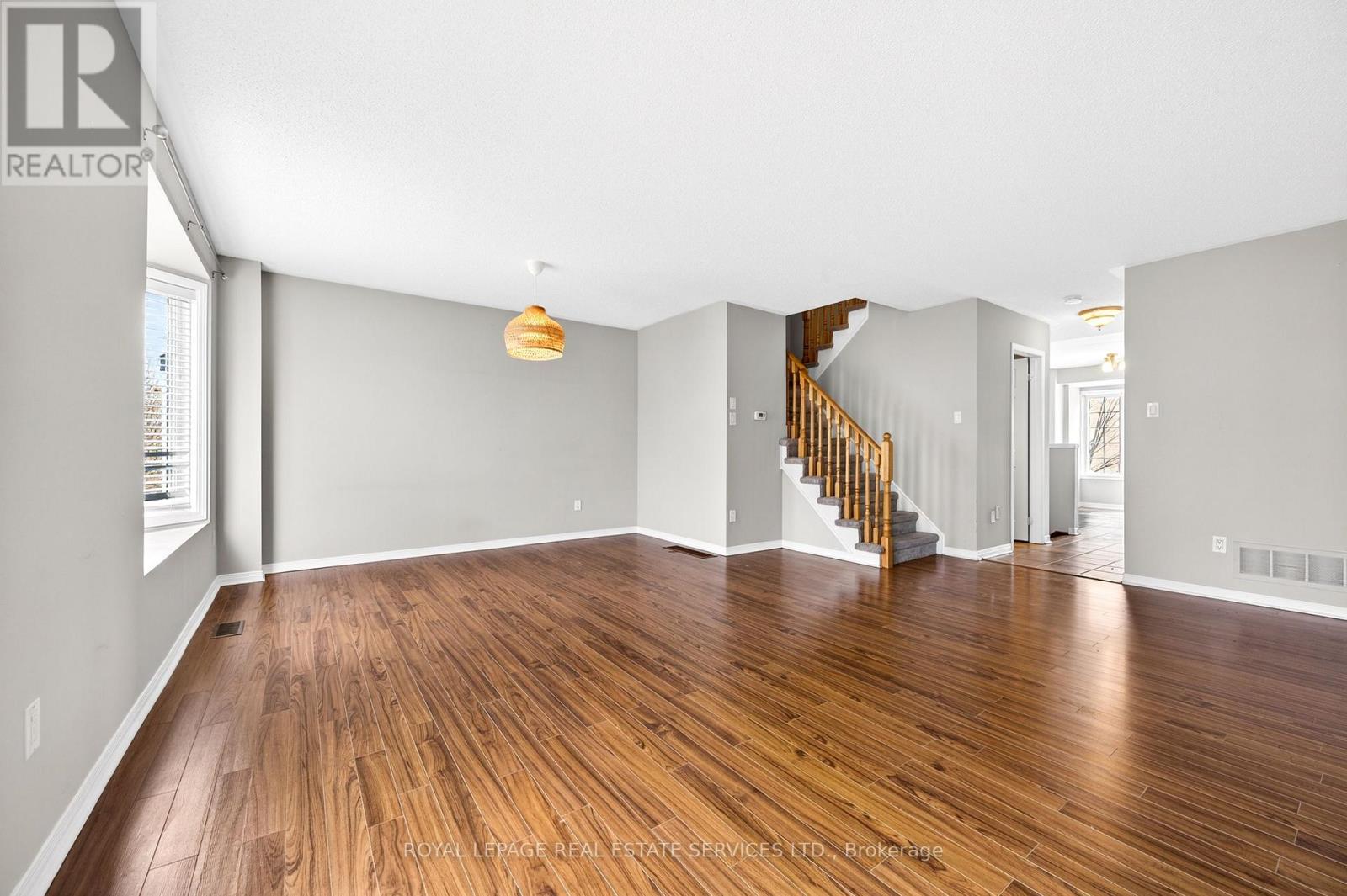 4 - 5090 Fairview Street, Burlington, Ontario  L7L 7H5 - Photo 5 - W12815680