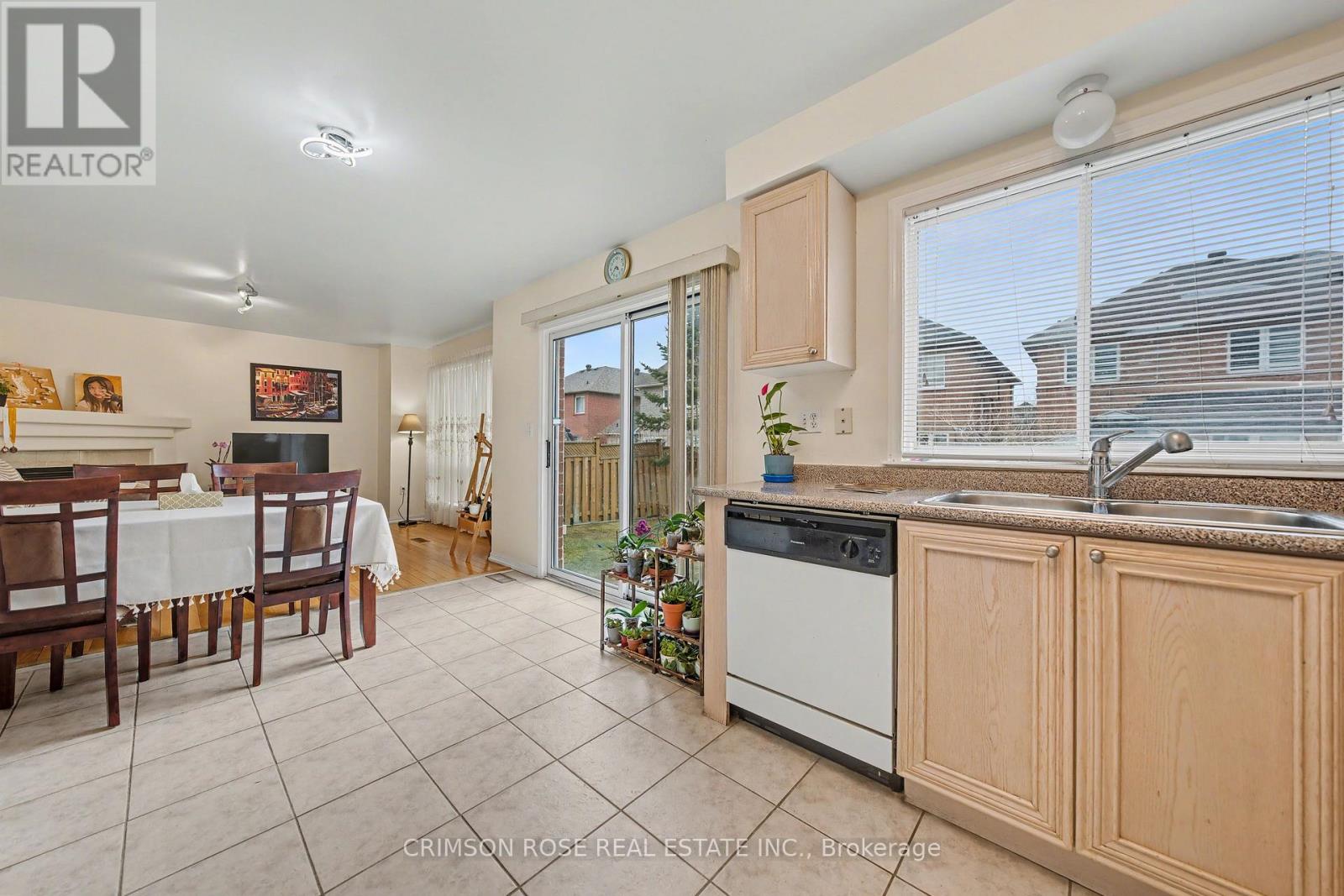 3 Drawbridge Drive, Markham, Ontario  L6C 2B2 - Photo 16 - N12998712