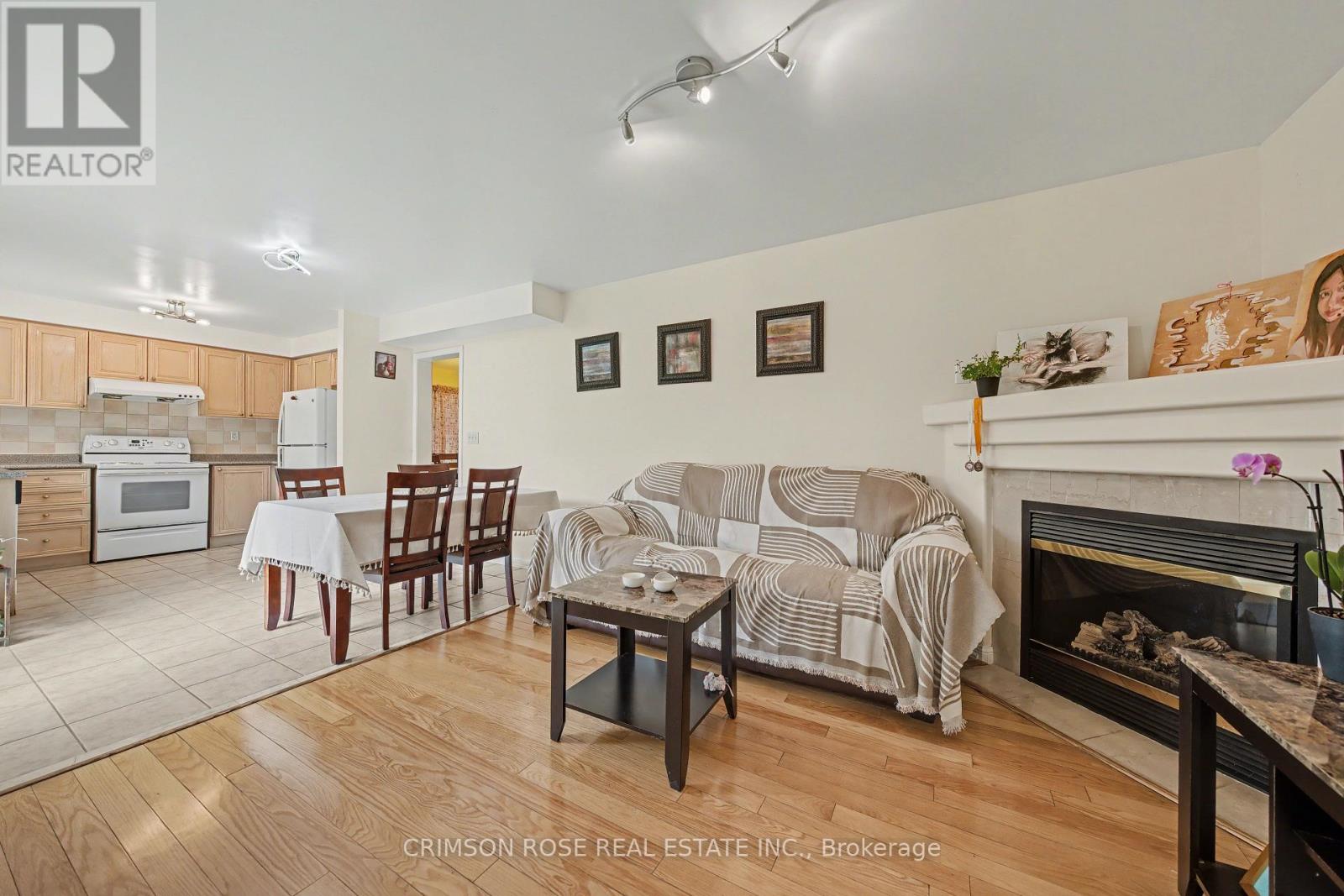 3 Drawbridge Drive, Markham, Ontario  L6C 2B2 - Photo 21 - N12998712