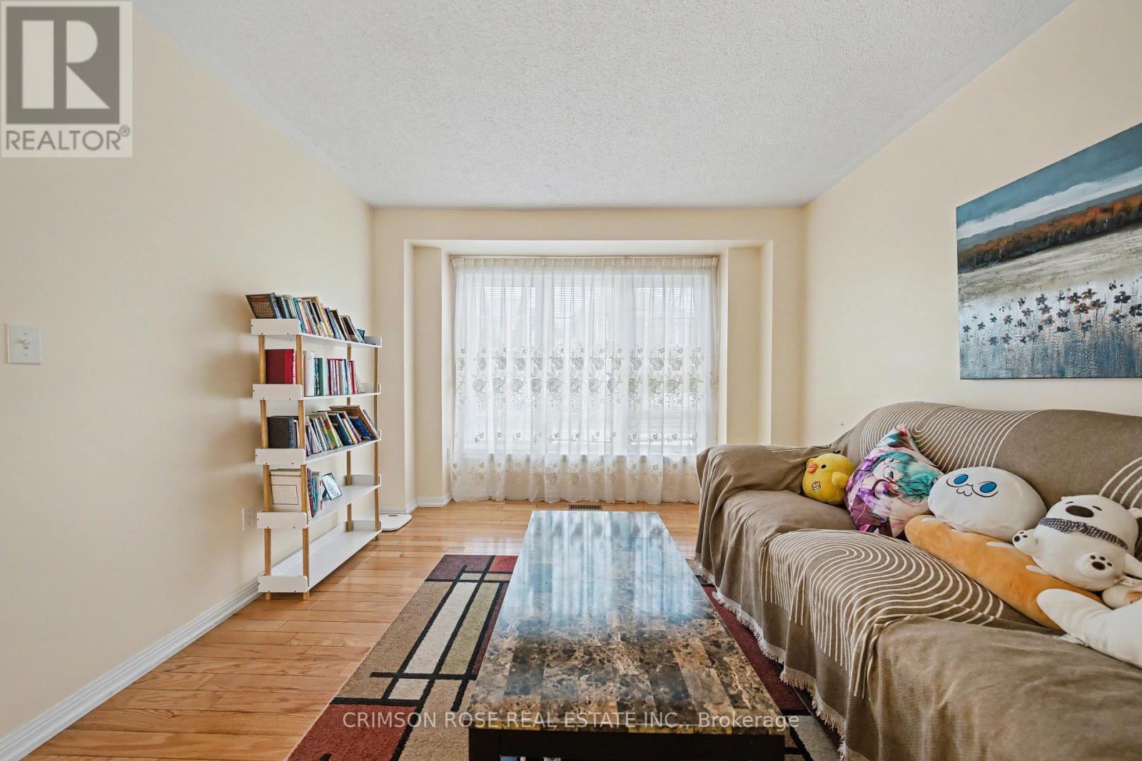 3 Drawbridge Drive, Markham, Ontario  L6C 2B2 - Photo 5 - N12998712