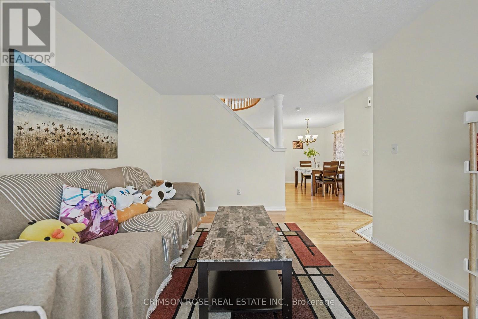 3 Drawbridge Drive, Markham, Ontario  L6C 2B2 - Photo 9 - N12998712