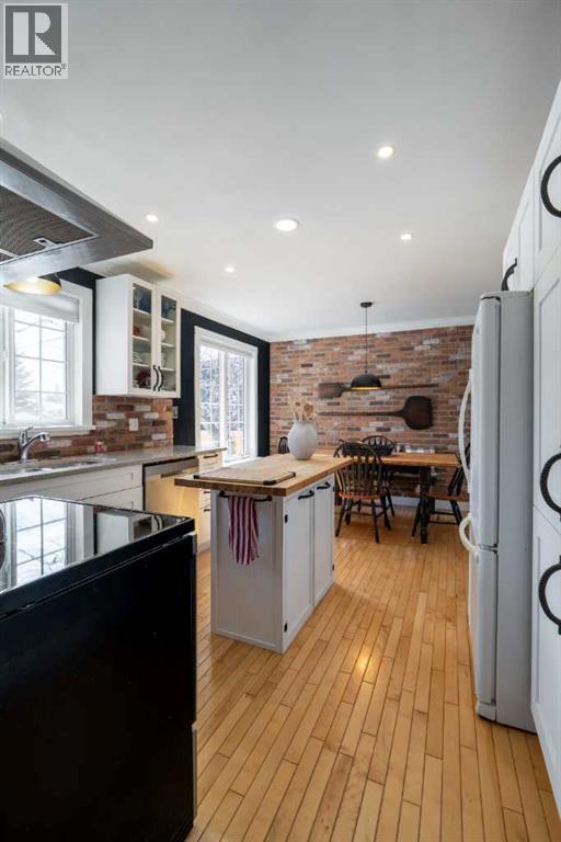 15 Virginia Avenue, Whitecourt, Alberta  T7S 1H2 - Photo 41 - A2299558