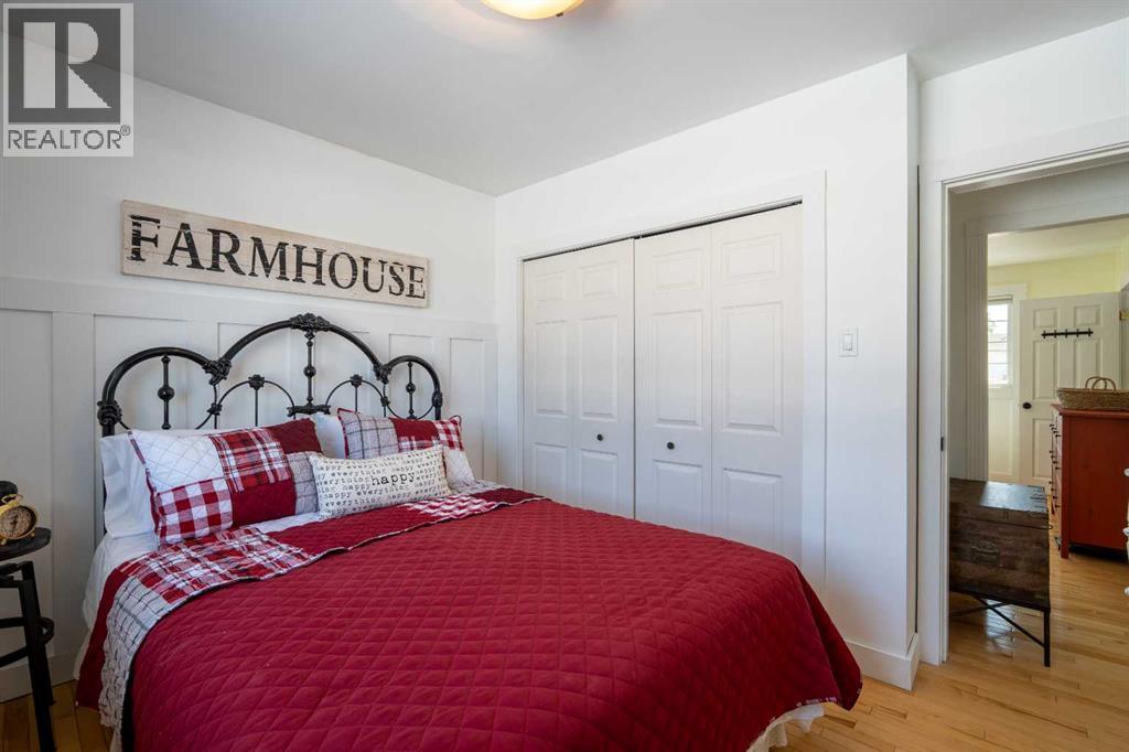 15 Virginia Avenue, Whitecourt, Alberta  T7S 1H2 - Photo 32 - A2299558