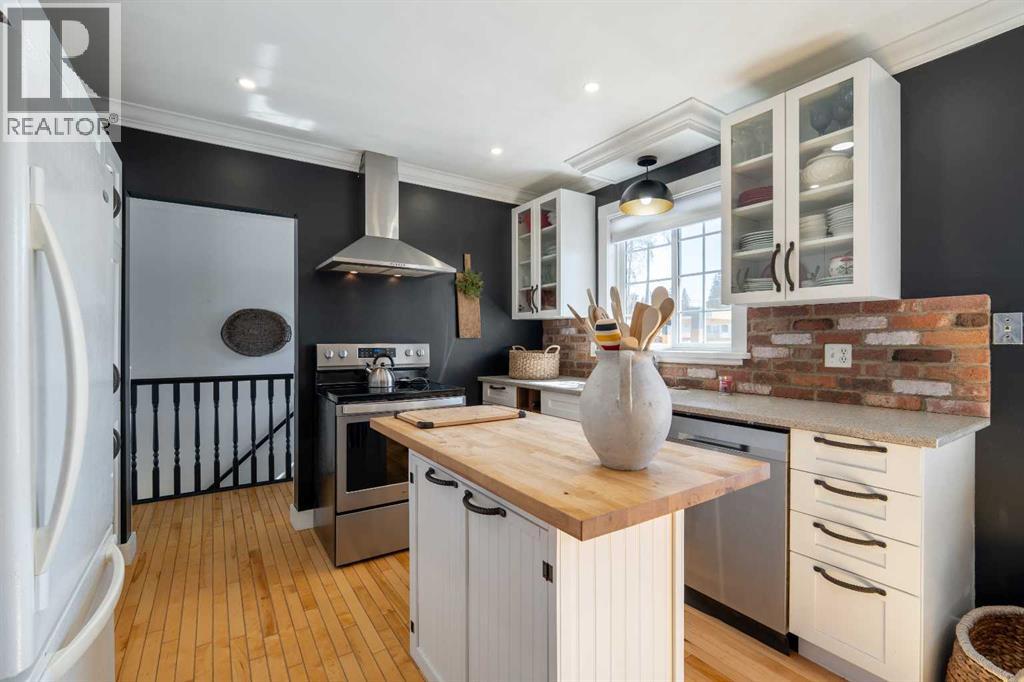 15 Virginia Avenue, Whitecourt, Alberta  T7S 1H2 - Photo 20 - A2299558