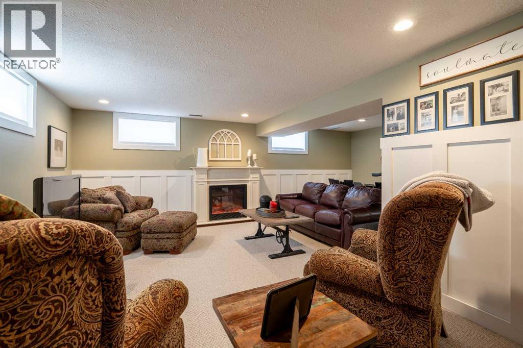 15 Virginia Avenue, Whitecourt, Alberta  T7S 1H2 - Photo 34 - A2299558