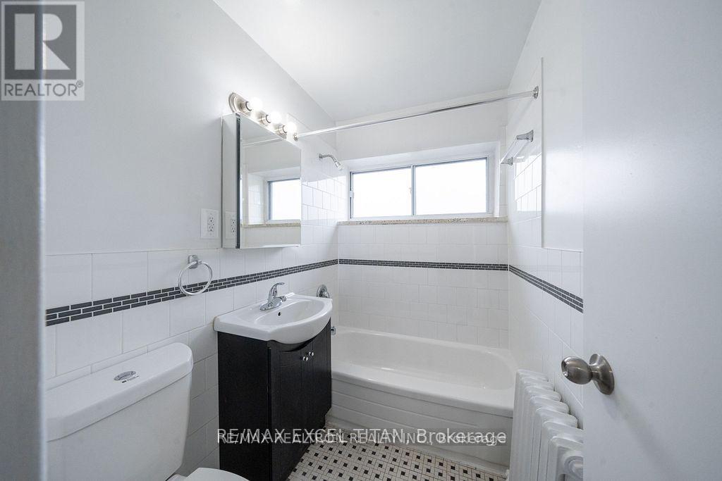 53 - 2049 Prospect Street, Burlington, Ontario  L7R 1Z2 - Photo 7 - W12998704