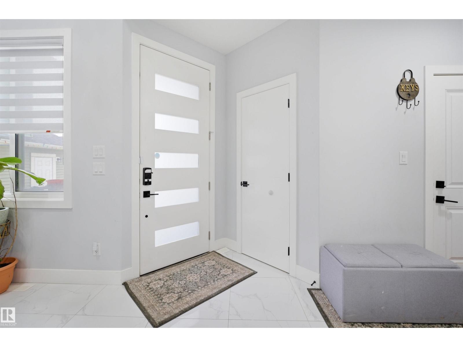 2420 13 Av Nw, Edmonton, Alberta  T6T 2M7 - Photo 4 - E4482246