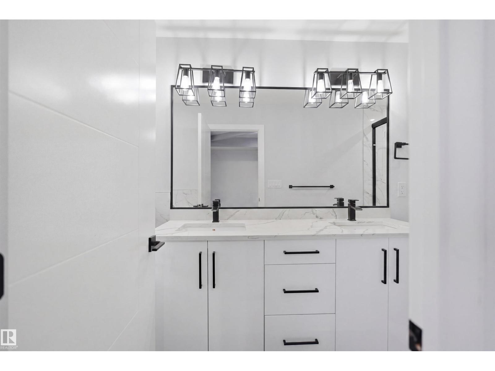 2420 13 Av Nw, Edmonton, Alberta  T6T 2M7 - Photo 43 - E4482246