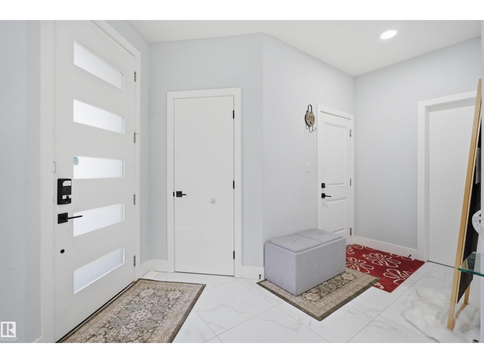 2420 13 Av Nw, Edmonton, Alberta  T6T 2M7 - Photo 5 - E4482246