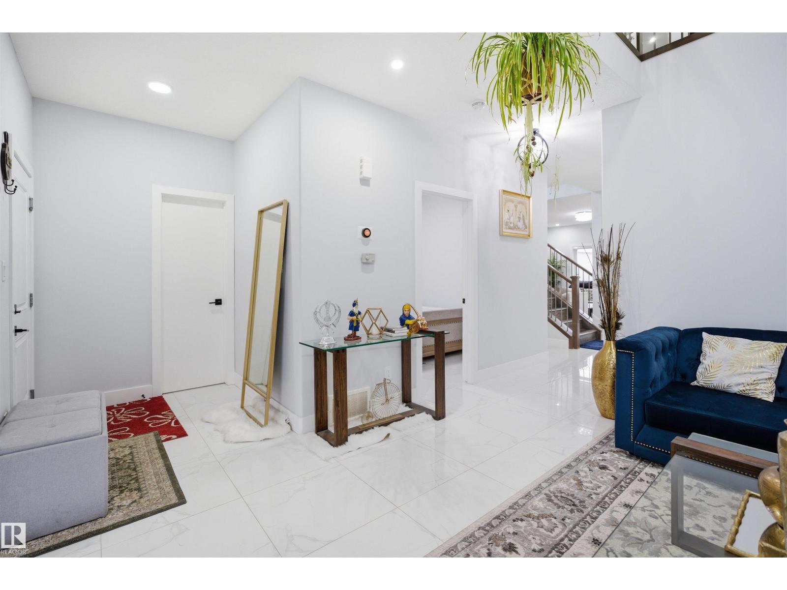 2420 13 Av Nw, Edmonton, Alberta  T6T 2M7 - Photo 6 - E4482246