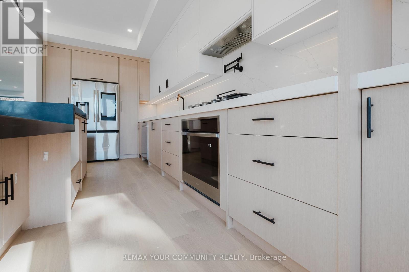 360 Woodmount Avenue, Toronto, Ontario  M4C 4A5 - Photo 19 - E12998646