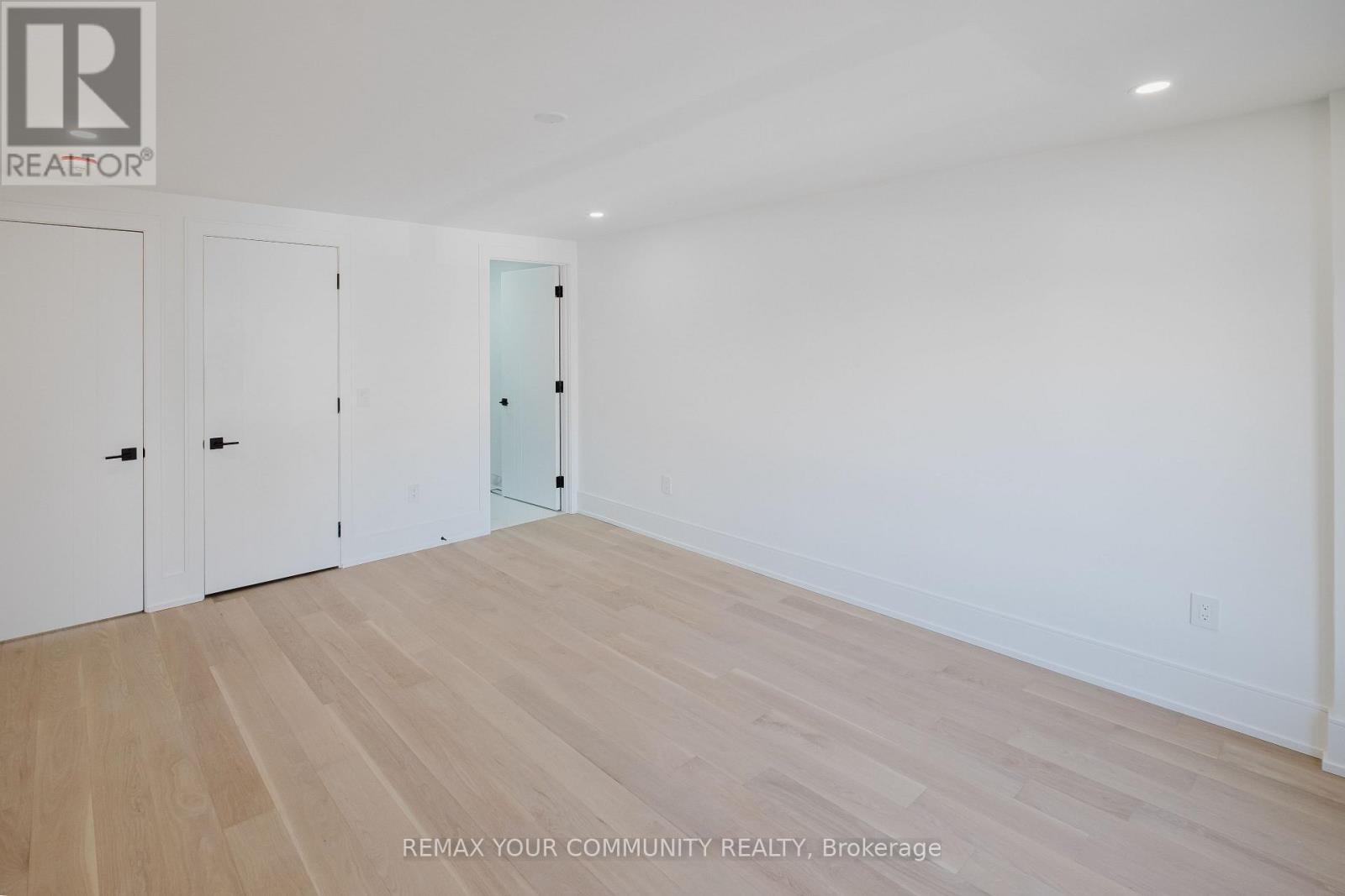 360 Woodmount Avenue, Toronto, Ontario  M4C 4A5 - Photo 26 - E12998646