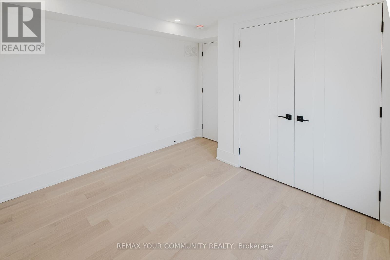 360 Woodmount Avenue, Toronto, Ontario  M4C 4A5 - Photo 23 - E12998646