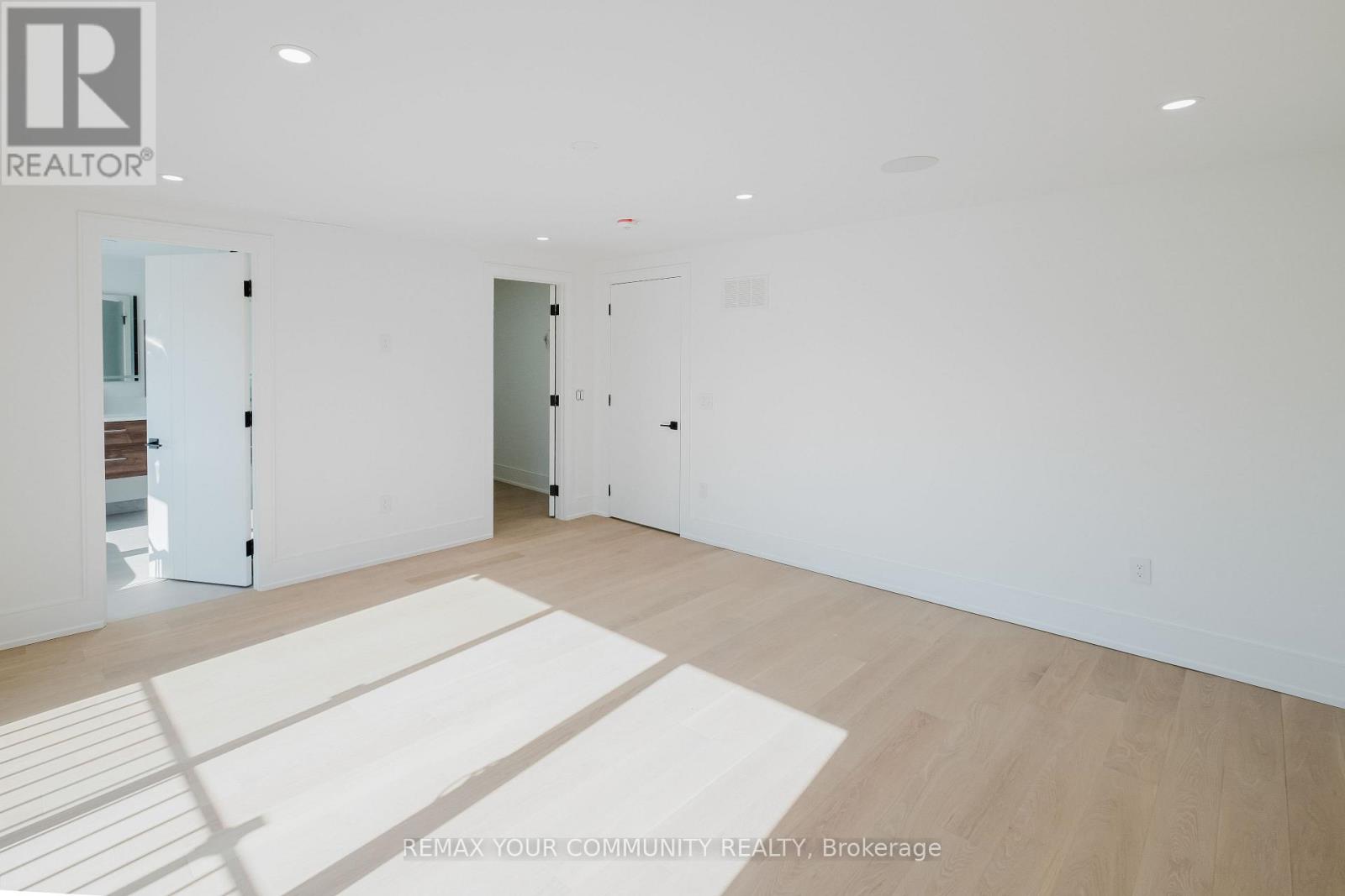 360 Woodmount Avenue, Toronto, Ontario  M4C 4A5 - Photo 30 - E12998646