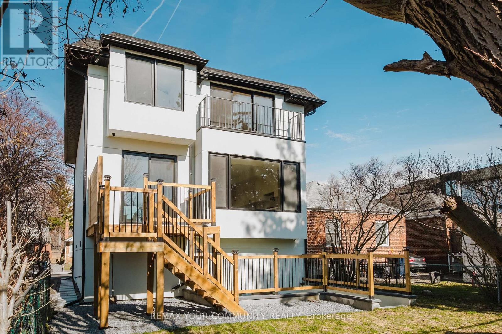 360 Woodmount Avenue, Toronto, Ontario  M4C 4A5 - Photo 49 - E12998646