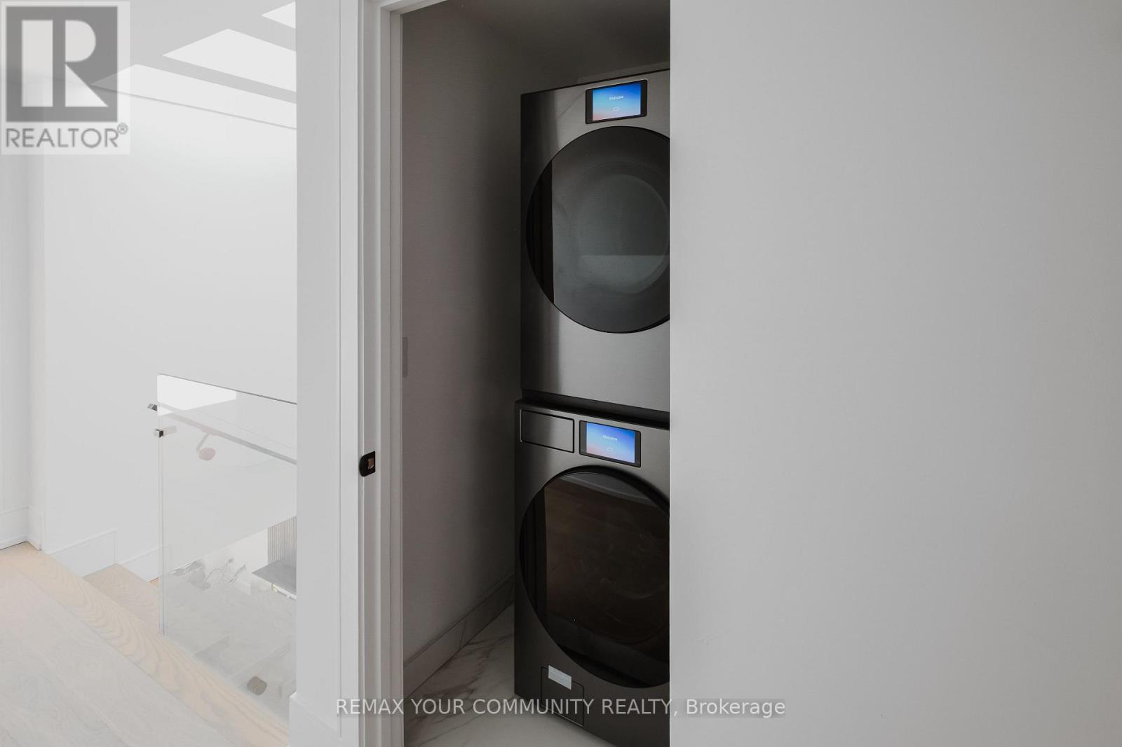 360 Woodmount Avenue, Toronto, Ontario  M4C 4A5 - Photo 28 - E12998646