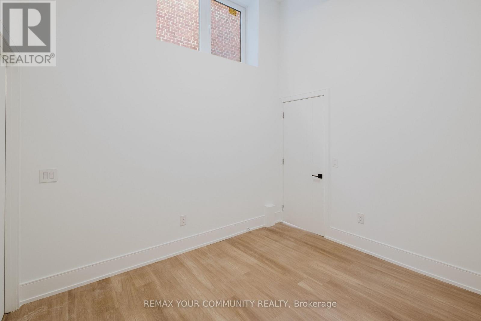 360 Woodmount Avenue, Toronto, Ontario  M4C 4A5 - Photo 43 - E12998646