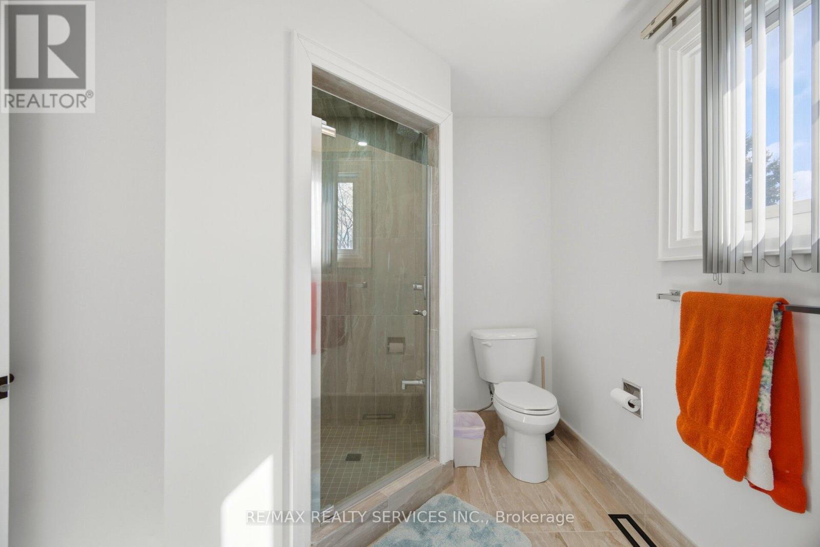 23 Newbury Crescent, Brampton, Ontario  L6S 5M3 - Photo 30 - W12993438