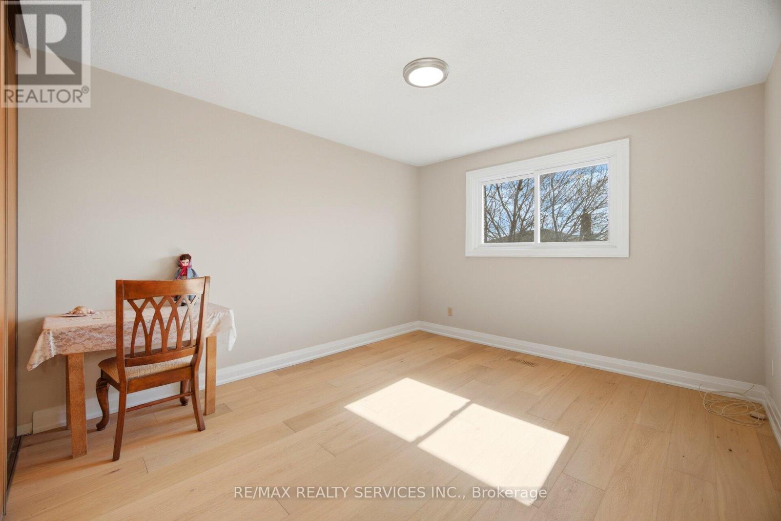 23 Newbury Crescent, Brampton, Ontario  L6S 5M3 - Photo 34 - W12993438