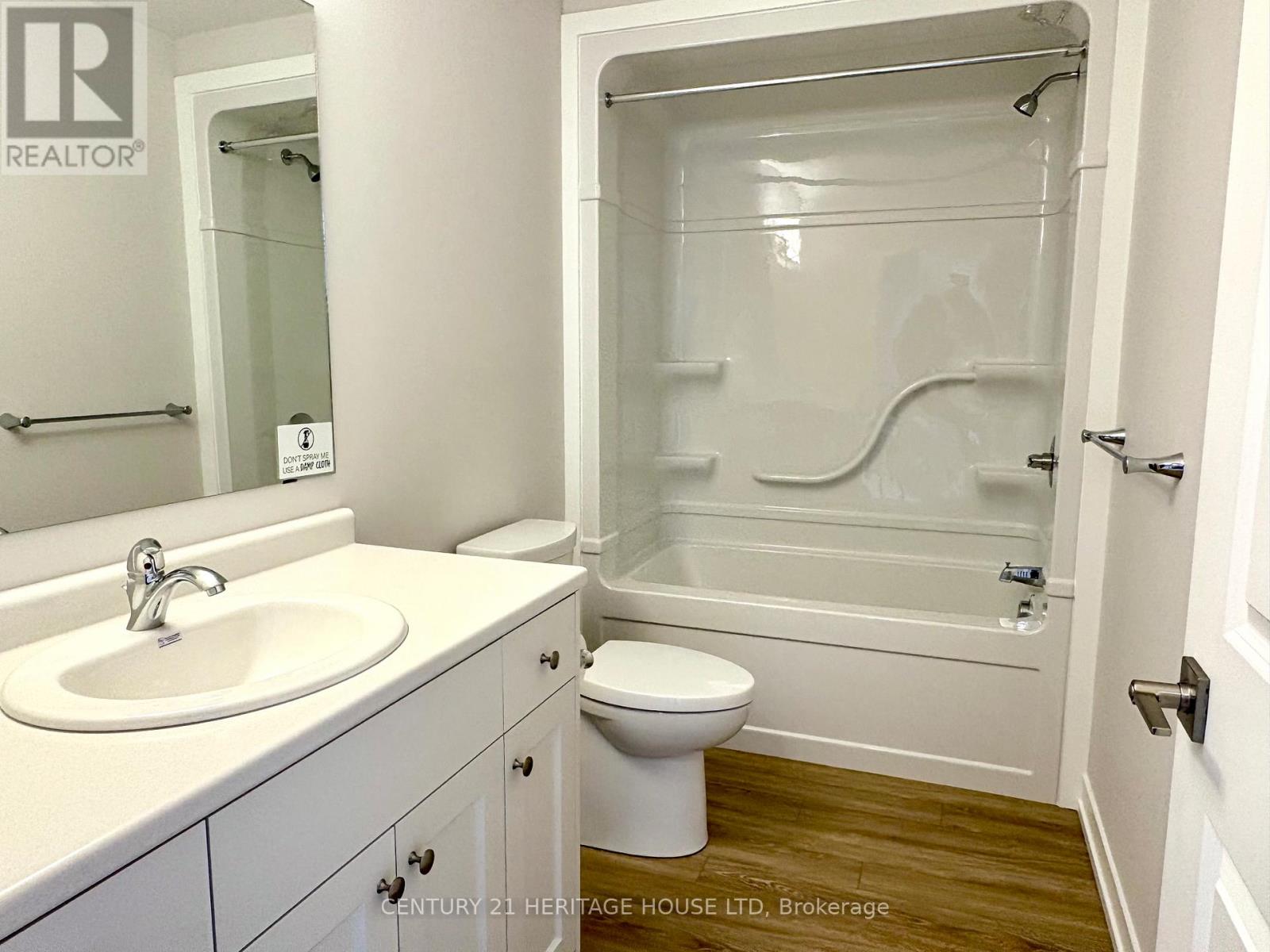 115 Styles Drive, St. Thomas, Ontario  N5R 0N8 - Photo 14 - X12848856