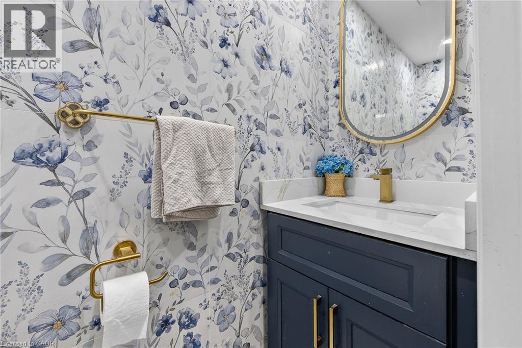 33 Panorama Way, Hamilton, Ontario  L8E 6C6 - Photo 21 - 40820885