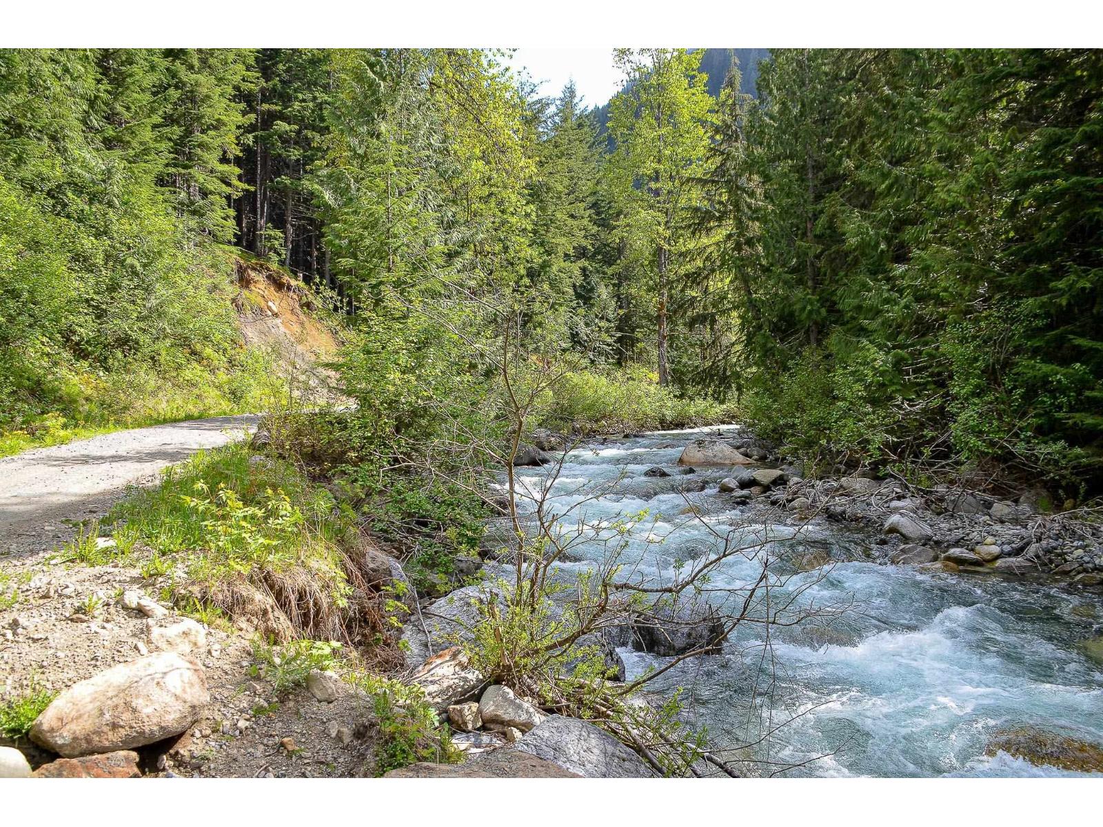 H68 Strawberry Lane, Sunshine Valley, Sunshine Valley, British Columbia  V0X 1L5 - Photo 39 - R3111156