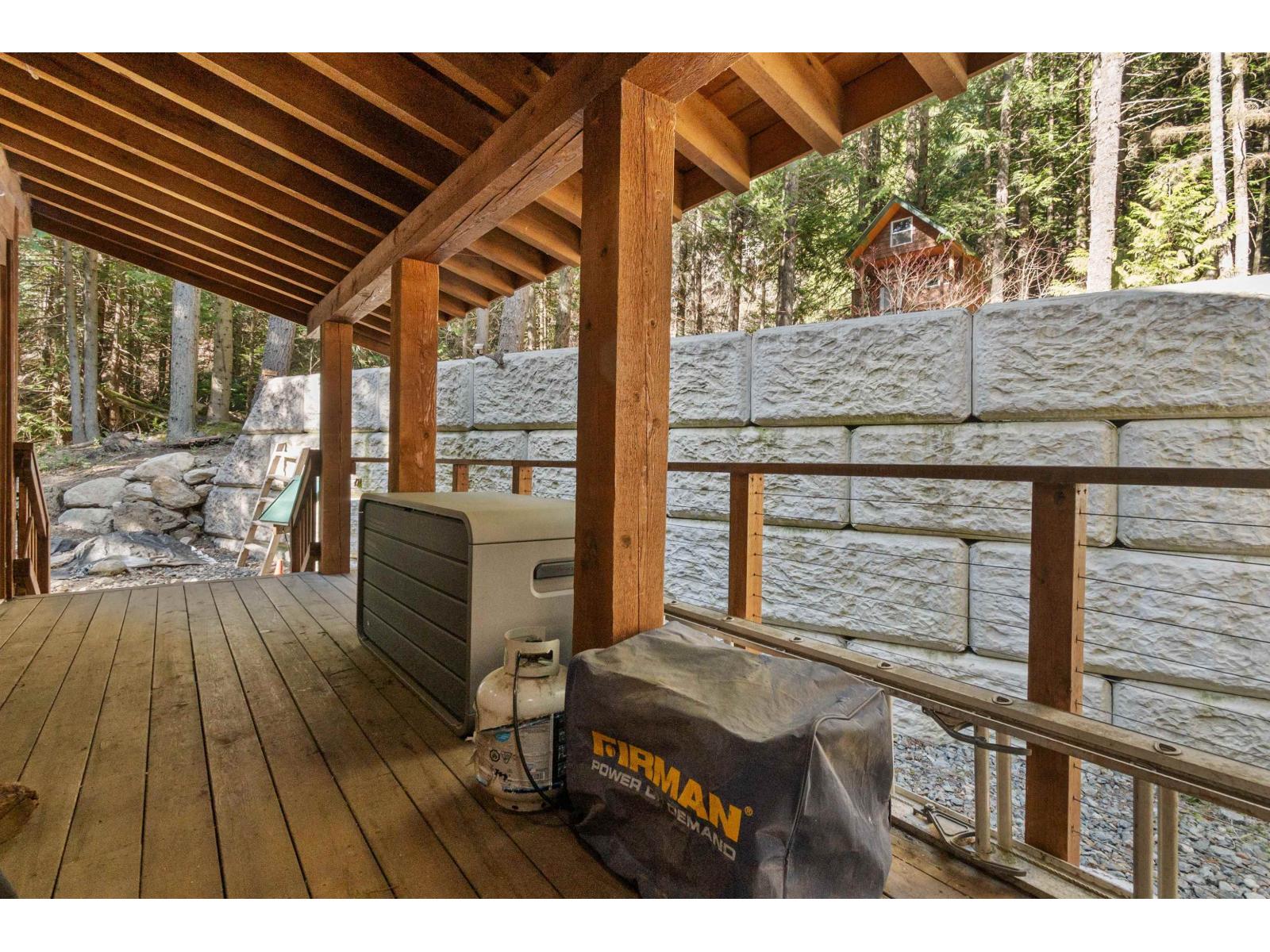 H68 Strawberry Lane, Sunshine Valley, Sunshine Valley, British Columbia  V0X 1L5 - Photo 18 - R3111156