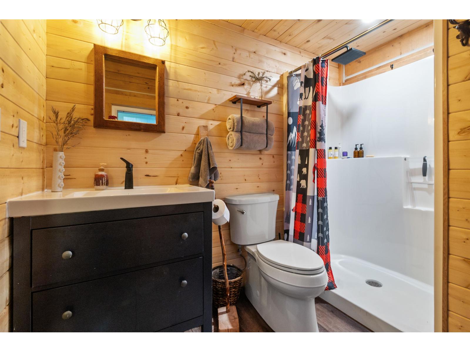 H68 Strawberry Lane, Sunshine Valley, Sunshine Valley, British Columbia  V0X 1L5 - Photo 9 - R3111156