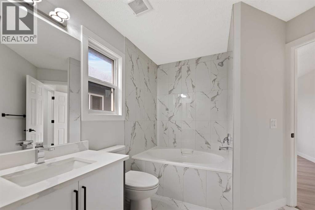 81 Saddlecrest Green NE, Calgary, Alberta  T3J 5N4 - Photo 23 - A2282129