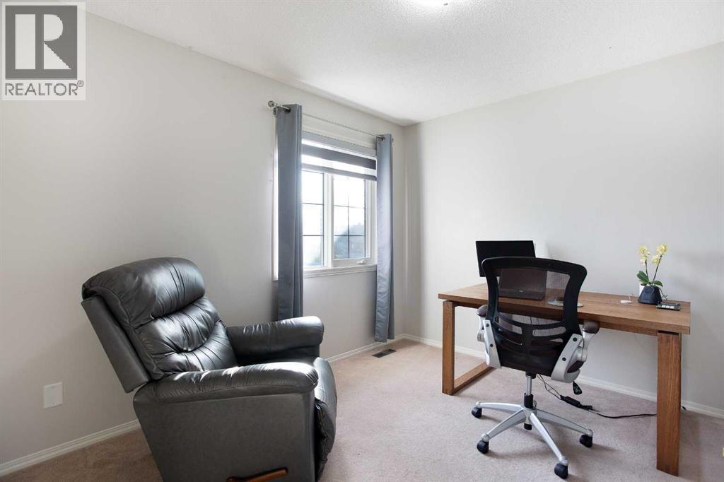 90 Discovery Ridge Road Sw, Calgary, Alberta  T3H 4R4 - Photo 24 - A2293743