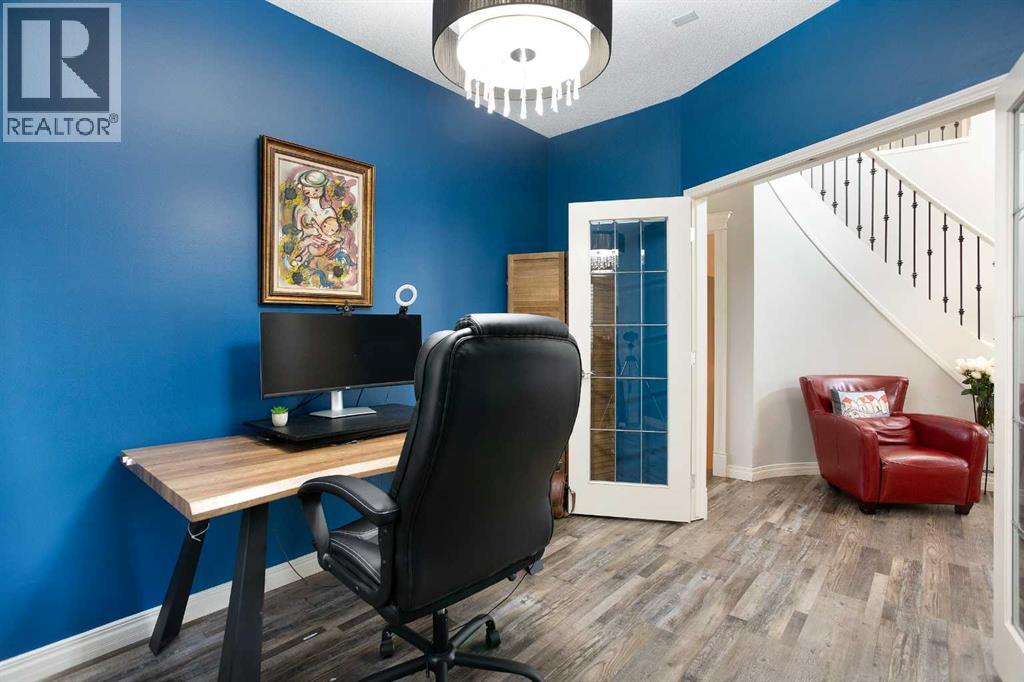 90 Discovery Ridge Road Sw, Calgary, Alberta  T3H 4R4 - Photo 22 - A2293743