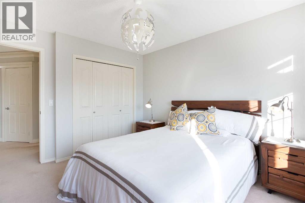 90 Discovery Ridge Road Sw, Calgary, Alberta  T3H 4R4 - Photo 35 - A2293743