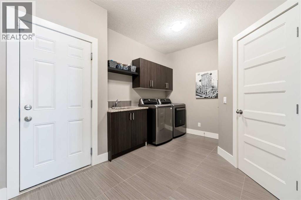 964 East Chestermere, Chestermere, Alberta  T1X 1R2 - Photo 24 - A2298539