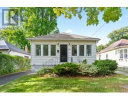 135 DEANE AVENUE, Oakville, Ontario