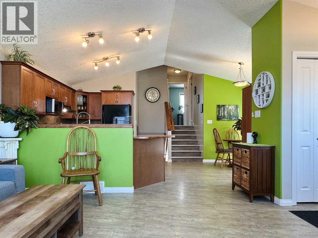 248 Aberdeen Road W, Lethbridge, Alberta  T1J 0N2 - Photo 6 - A2294209