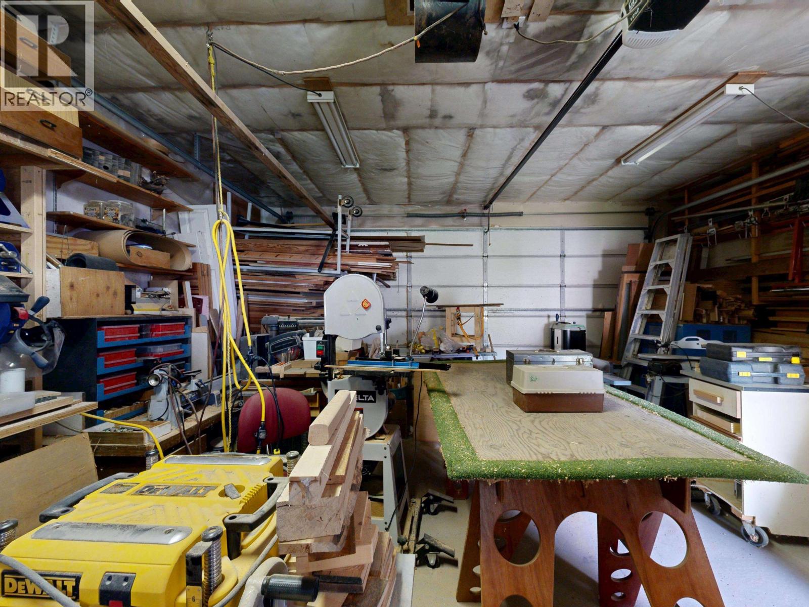 3624 Cambridge Street, Vancouver, British Columbia  V5K 1M6 - Photo 18 - R3111085