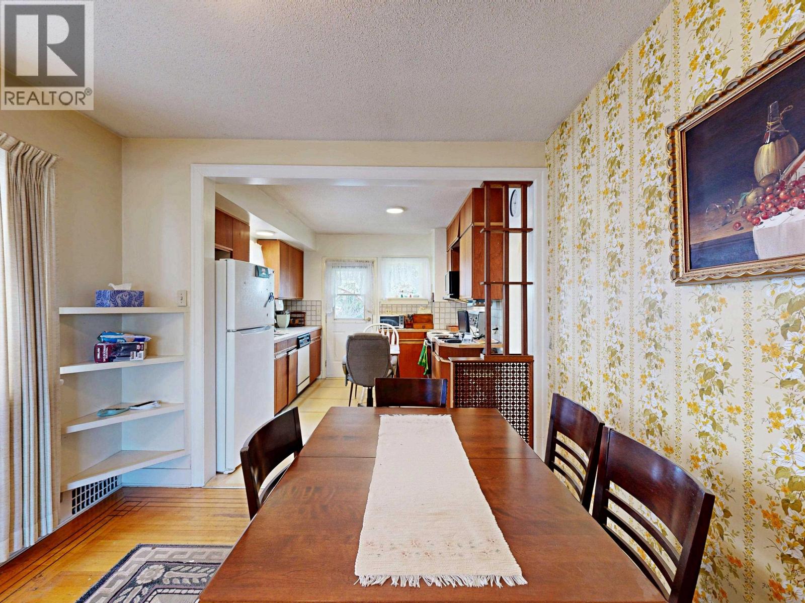 3624 Cambridge Street, Vancouver, British Columbia  V5K 1M6 - Photo 6 - R3111085