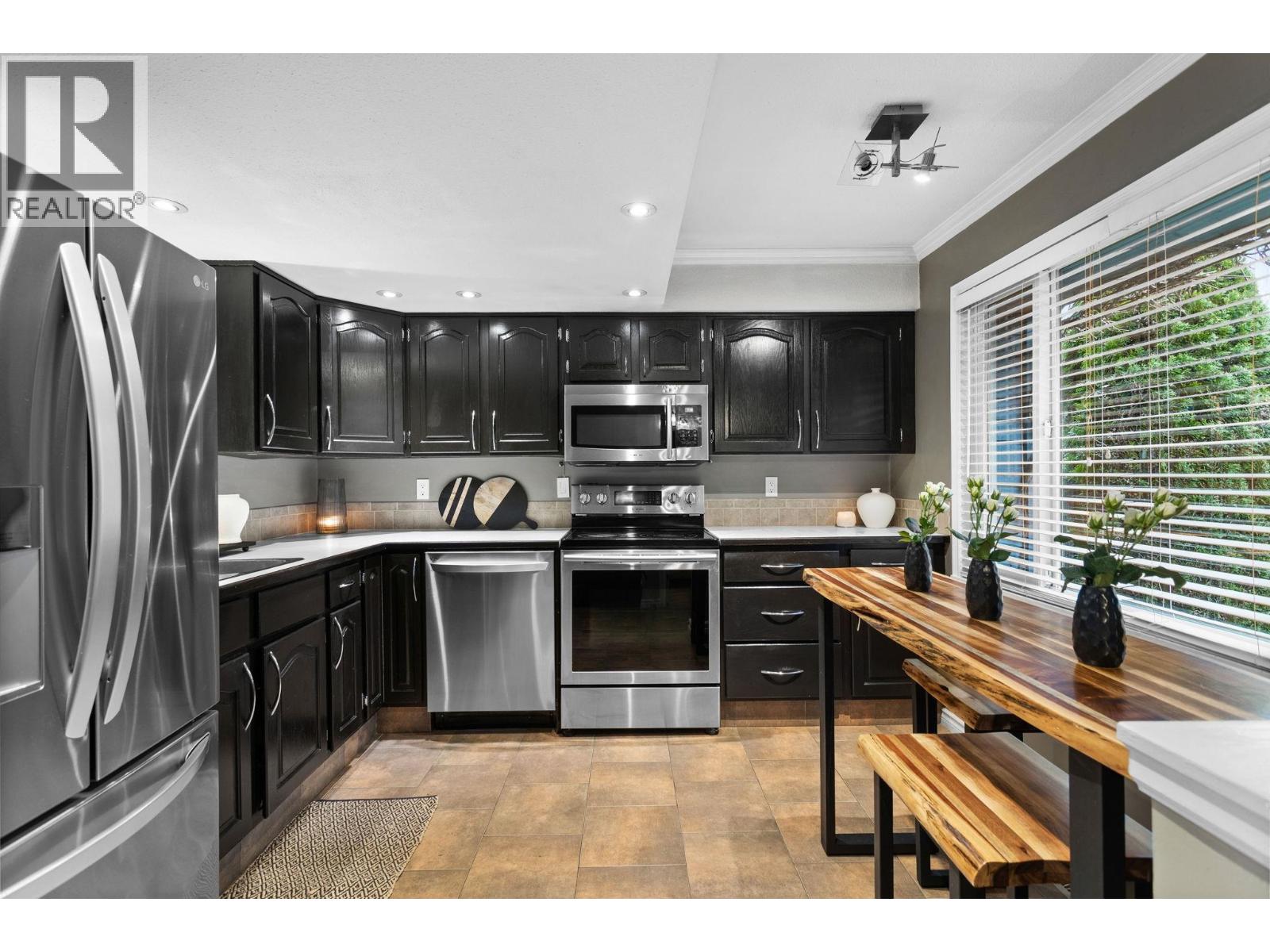 536 Lehman Place, Port Moody, British Columbia  V3H 3Z6 - Photo 7 - R3111262