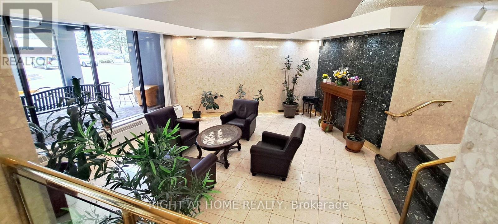 3 (R1-3) - 60 Pavane Linkway, Toronto, Ontario  M3C 1A1 - Photo 3 - C12998738