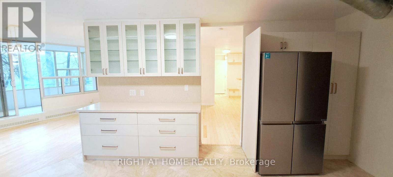 3 (R1-3) - 60 Pavane Linkway, Toronto, Ontario  M3C 1A1 - Photo 8 - C12998738