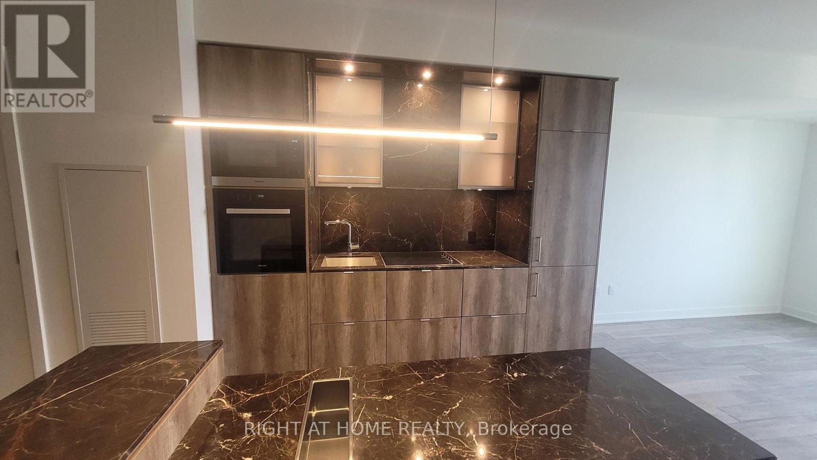 3603 - 11 Yorkville Avenue, Toronto, Ontario  M4W 1L2 - Photo 6 - C12998766