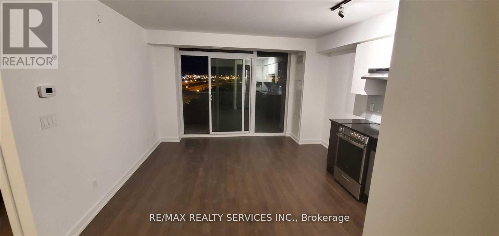 906 - 120 Varna Drive, Toronto, Ontario  M6A 2M1 - Photo 10 - C12998824