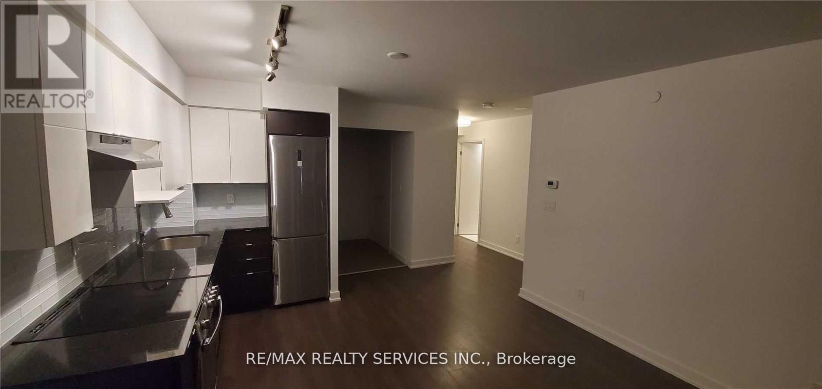 906 - 120 Varna Drive, Toronto, Ontario  M6A 2M1 - Photo 3 - C12998824