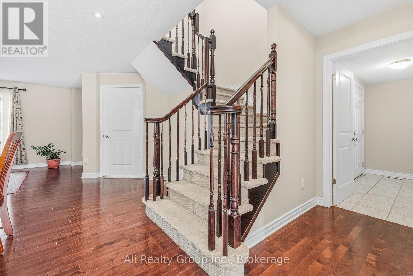 400 Nestleton Street, Ottawa, Ontario  K4A 0W2 - Photo 7 - X12998768