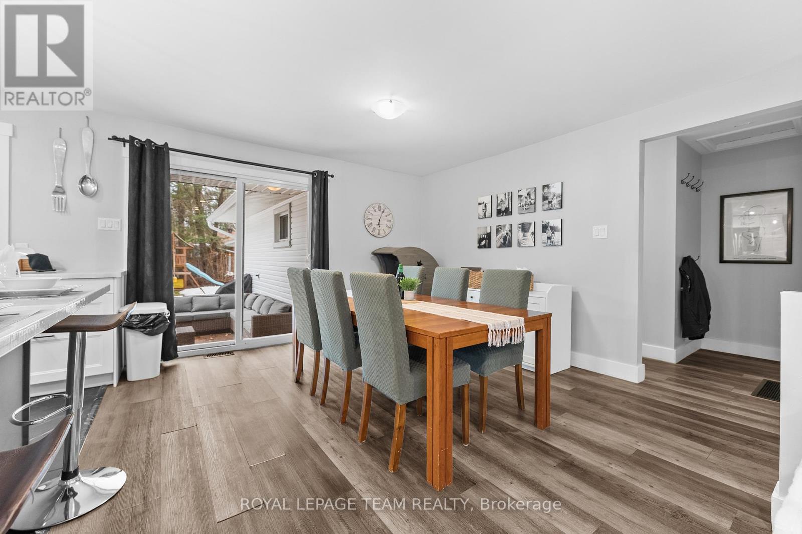 25 Frontenac Crescent, Deep River, Ontario K0J 1P0 - Photo 19 - X12998834