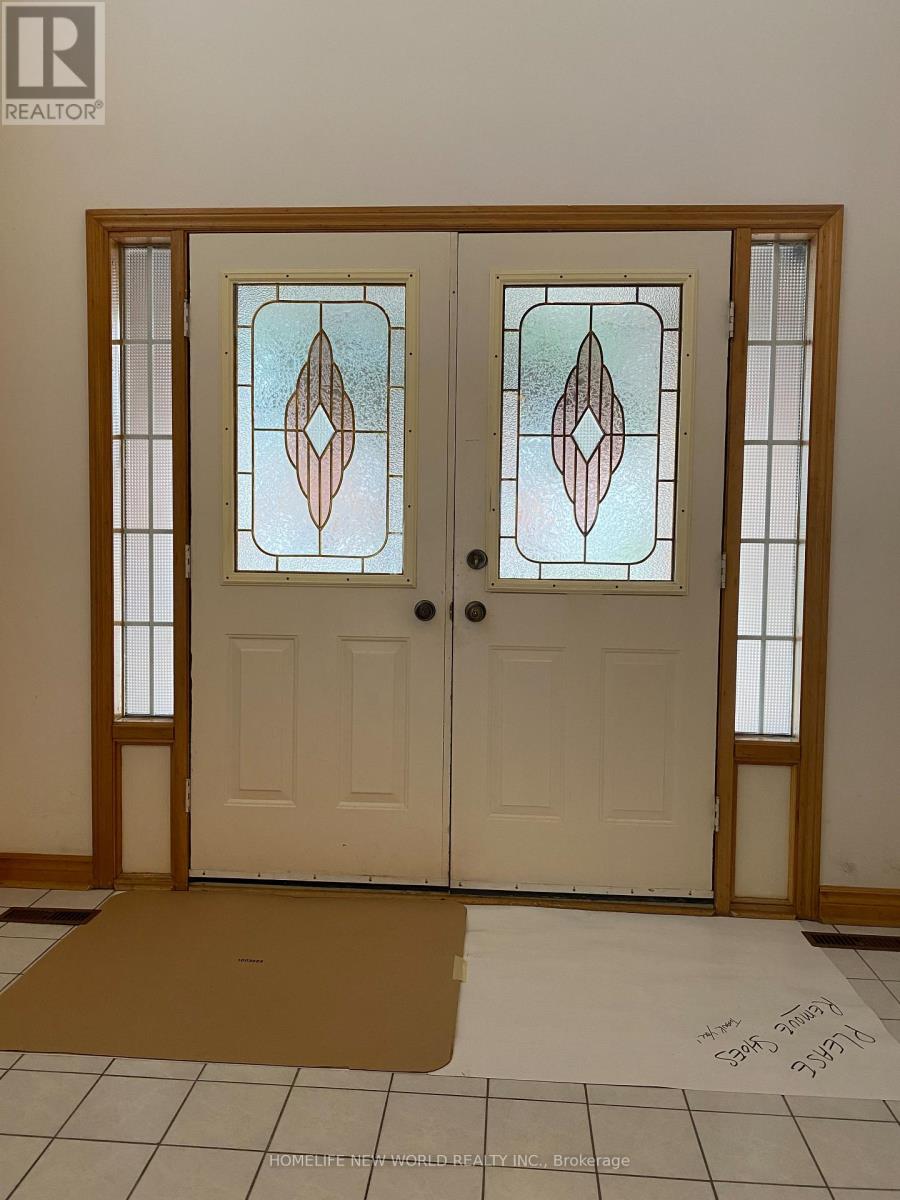 81 Dalmatian Crescent, Toronto, Ontario  M1C 4W8 - Photo 4 - E12998734