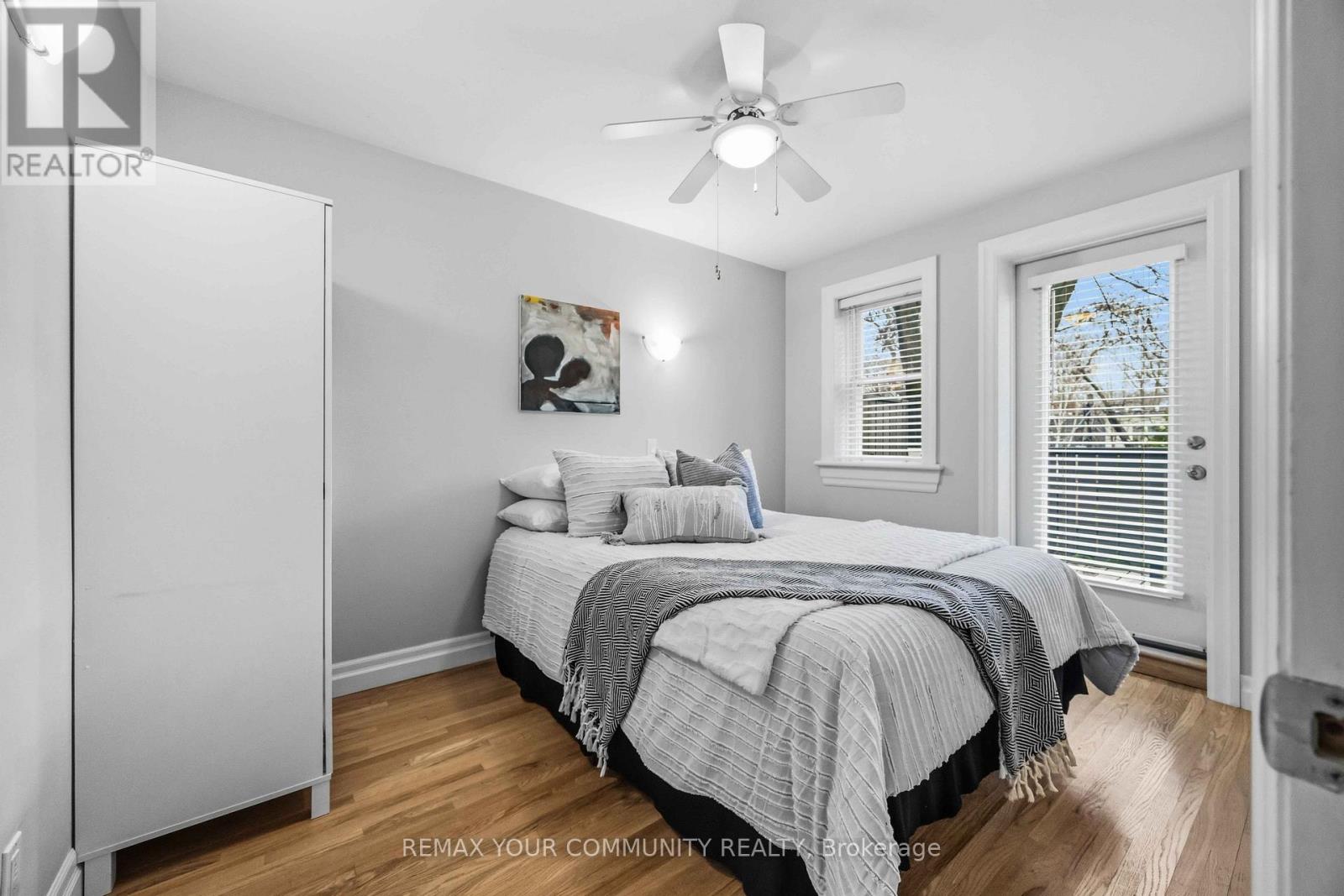 154 Riverdale Avenue, Toronto, Ontario  M4K 1C3 - Photo 24 - E12998736