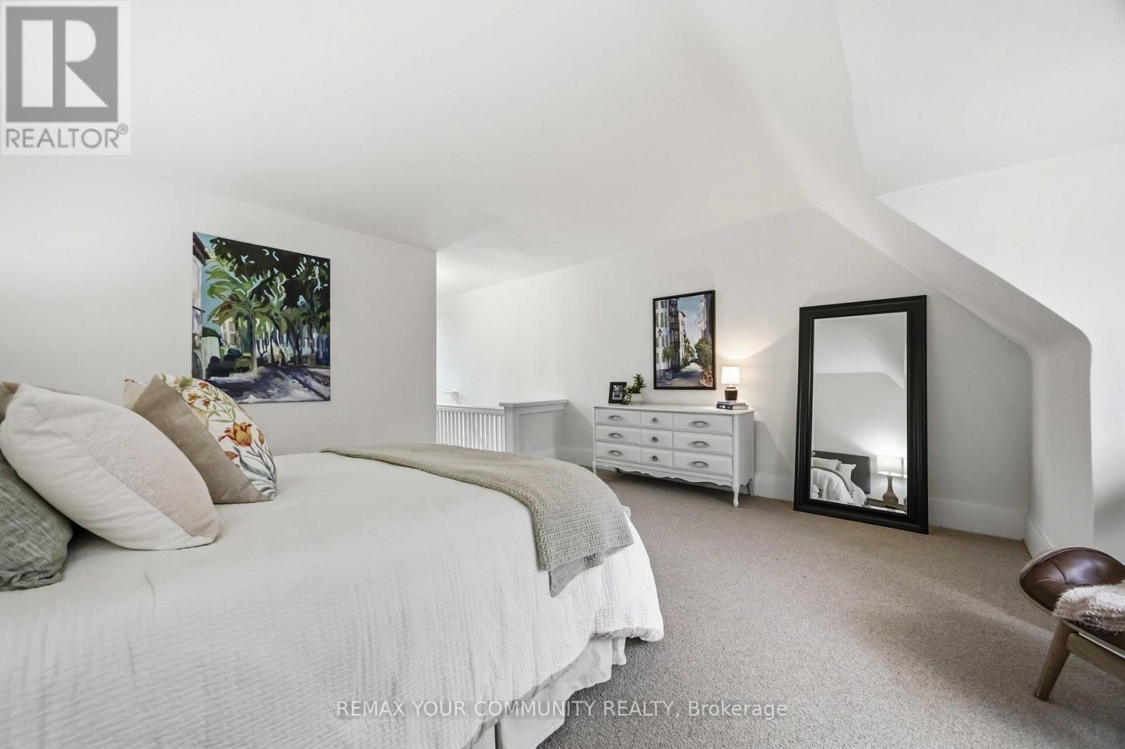 154 Riverdale Avenue, Toronto, Ontario  M4K 1C3 - Photo 30 - E12998736