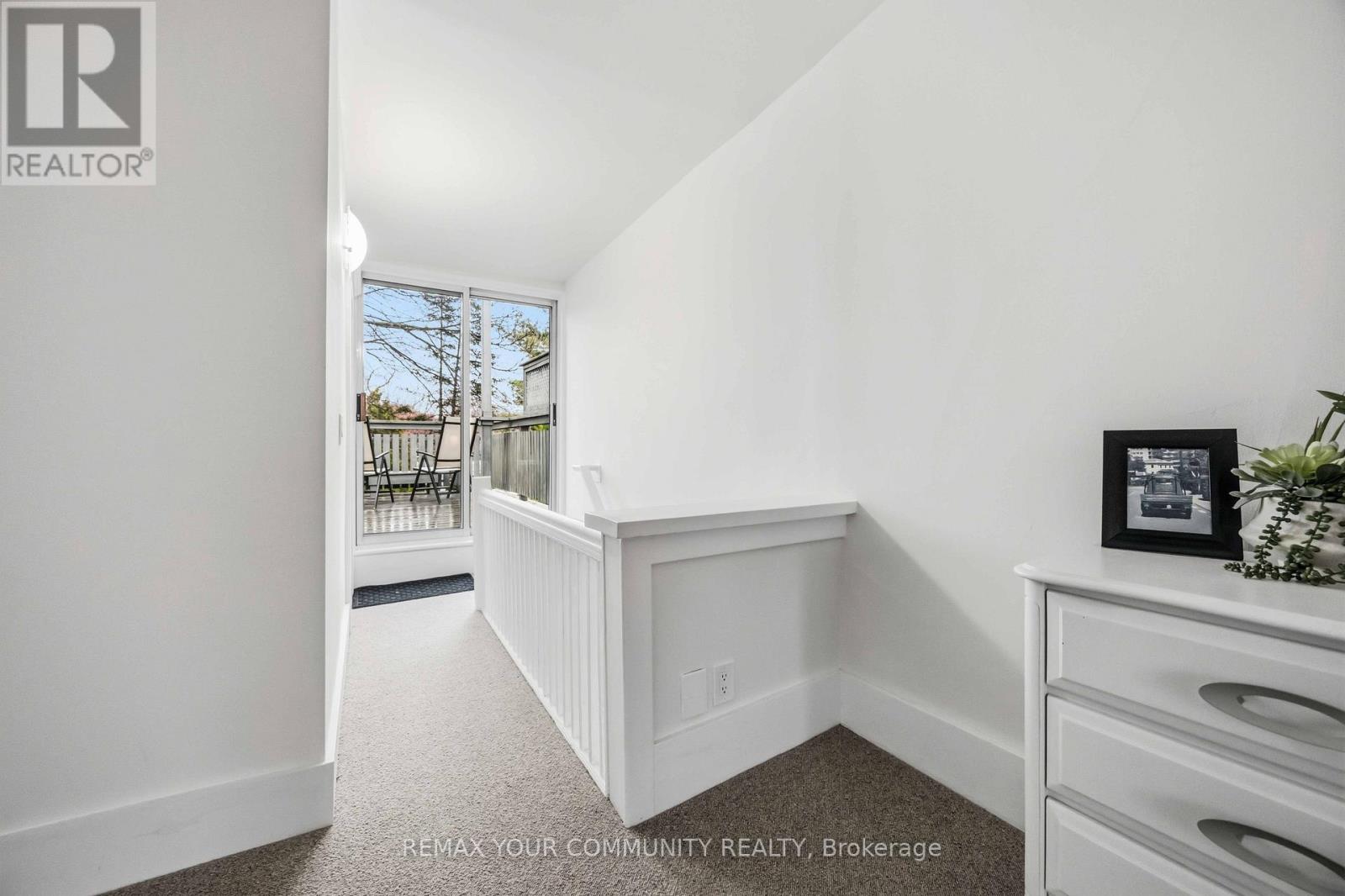 154 Riverdale Avenue, Toronto, Ontario  M4K 1C3 - Photo 31 - E12998736